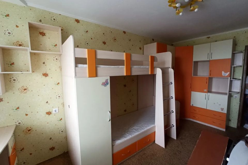 Продаётся 3-комнатная квартира, 60.8 м²