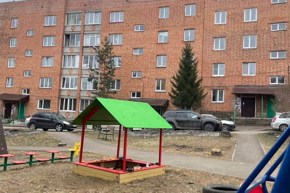 Продаётся 3-комнатная квартира, 60.7 м²