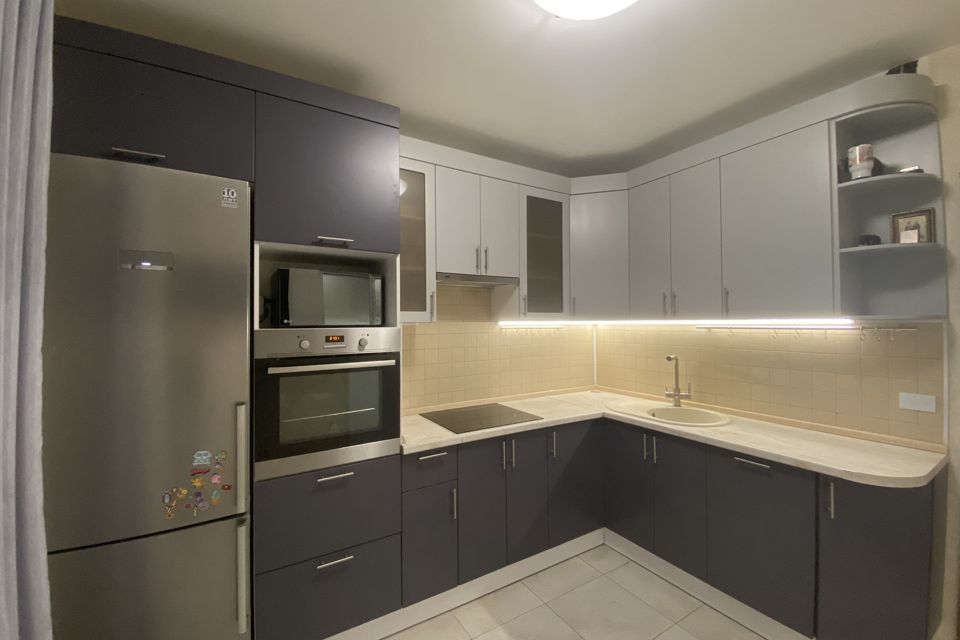 Продаётся 3-комнатная квартира, 75.9 м²