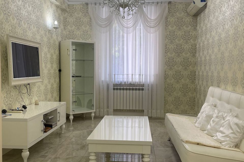 Продаётся 2-комнатная квартира, 58.3 м²
