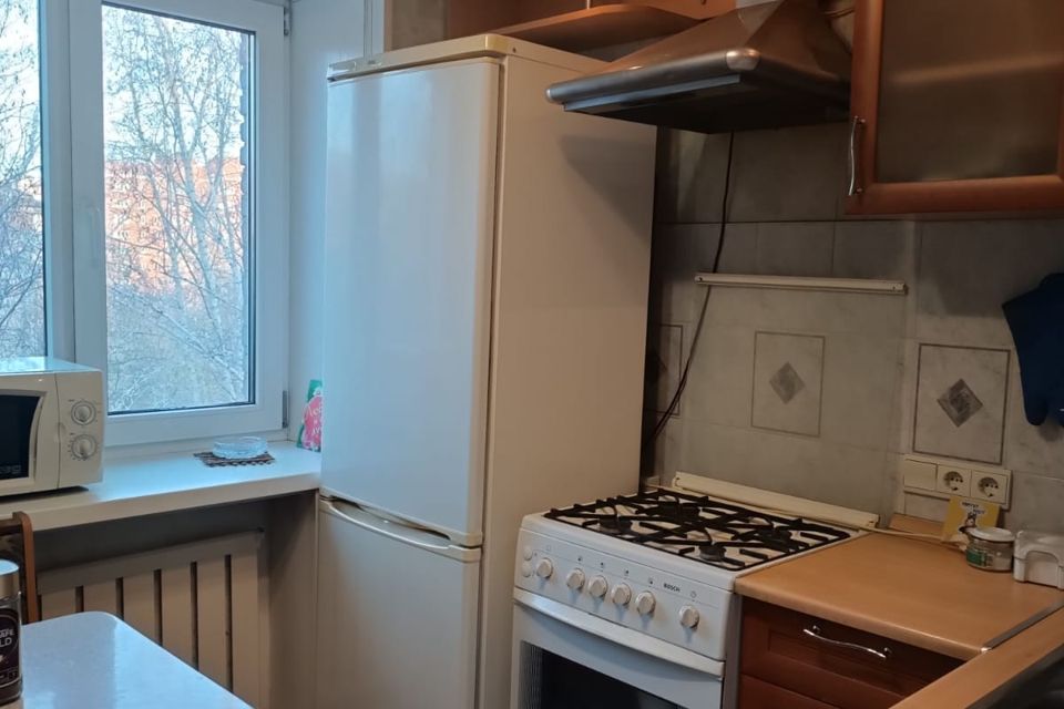 Продаётся 3-комнатная квартира, 56.3 м²
