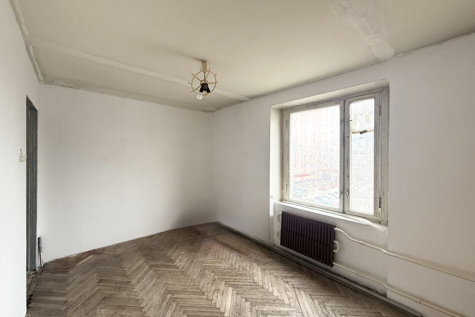 Продаётся 3-комнатная квартира, 59.5 м²