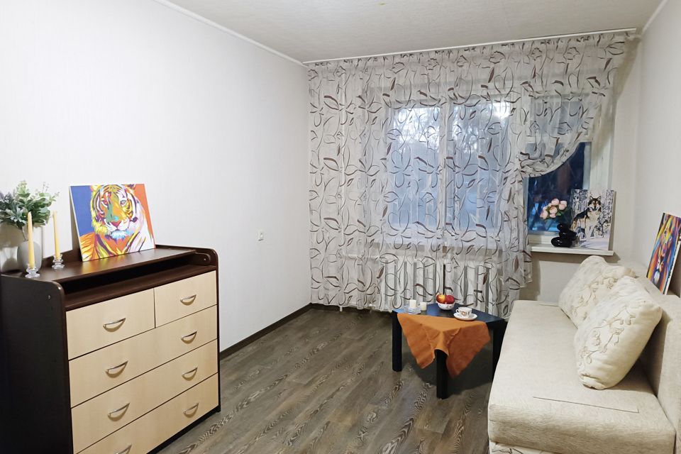 Продаётся 3-комнатная квартира, 56.7 м²
