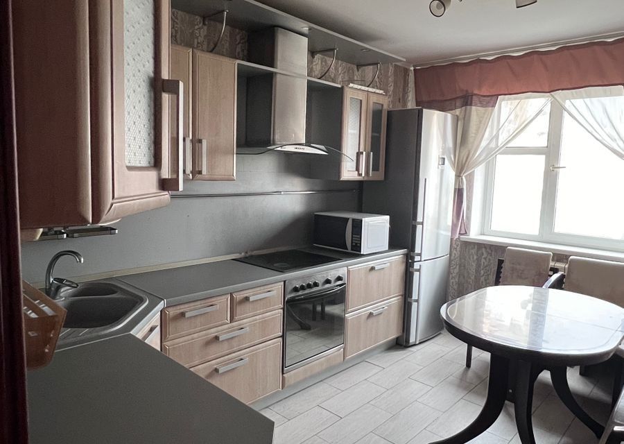 Продаётся 2-комнатная квартира, 61.3 м²