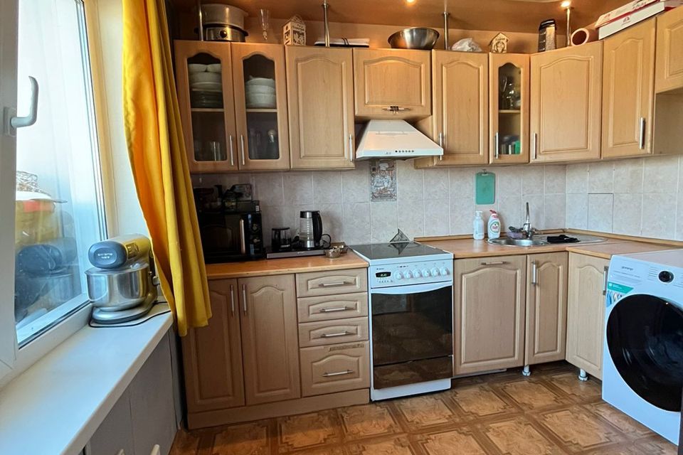 Продаётся 3-комнатная квартира, 61.7 м²