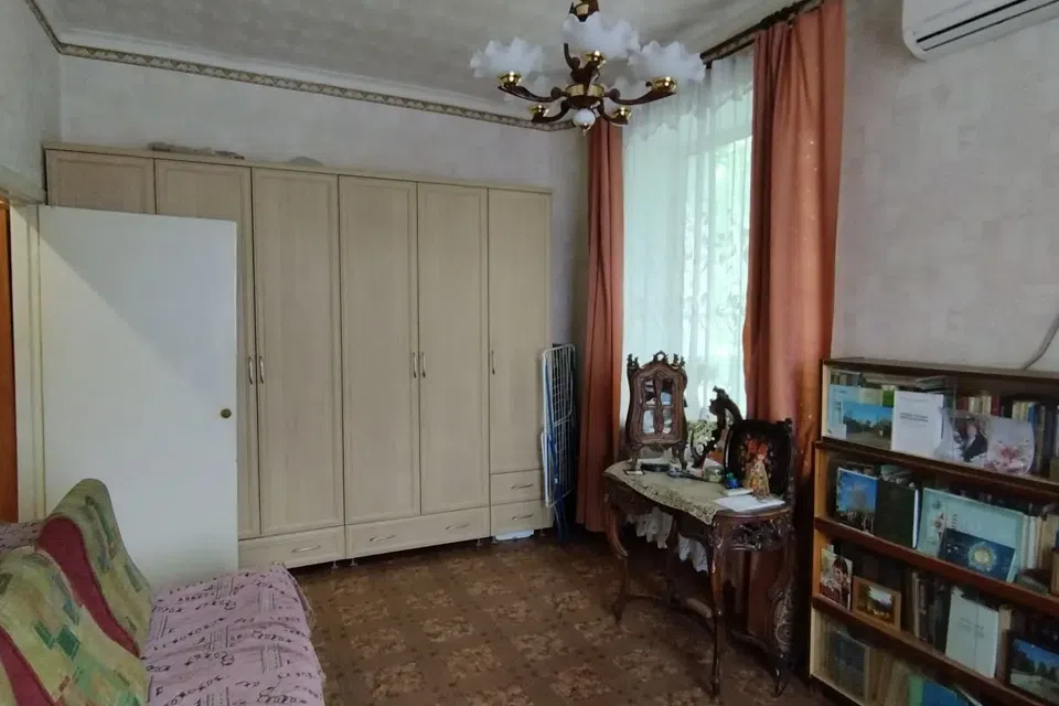 Продаётся 3-комнатная квартира, 70 м²