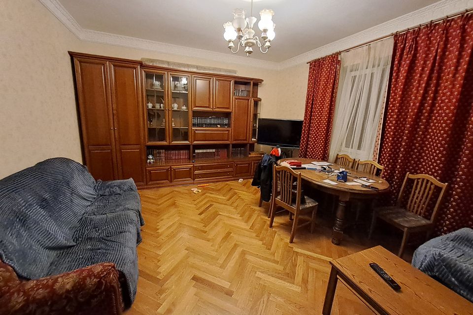Продаётся 3-комнатная квартира, 77.9 м²