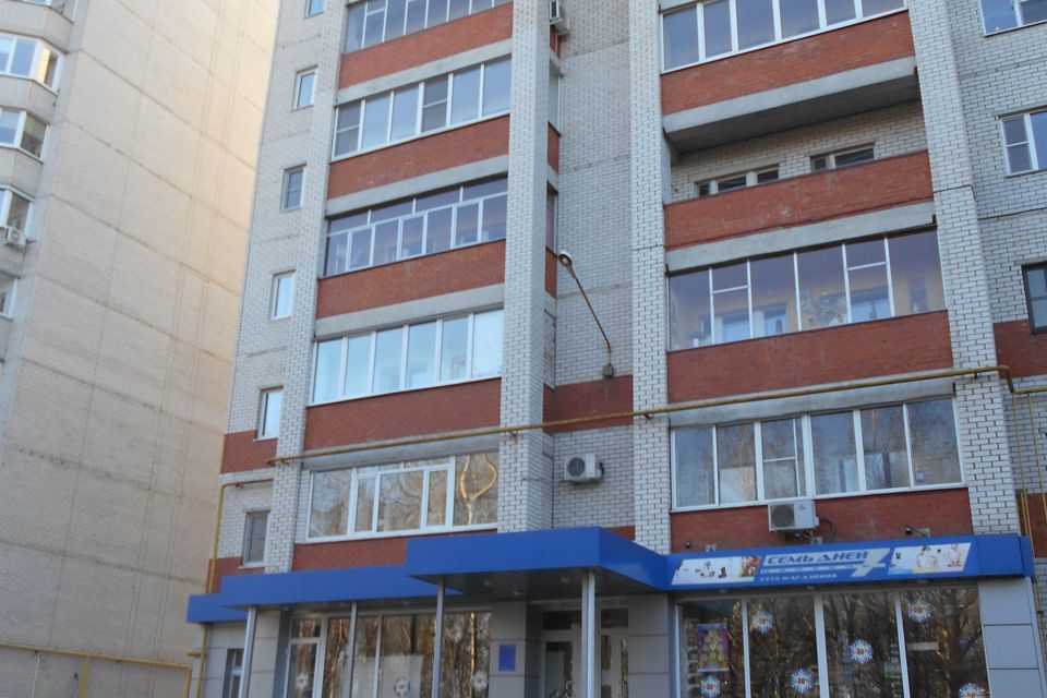 Продаётся 1-комнатная квартира, 63.1 м²