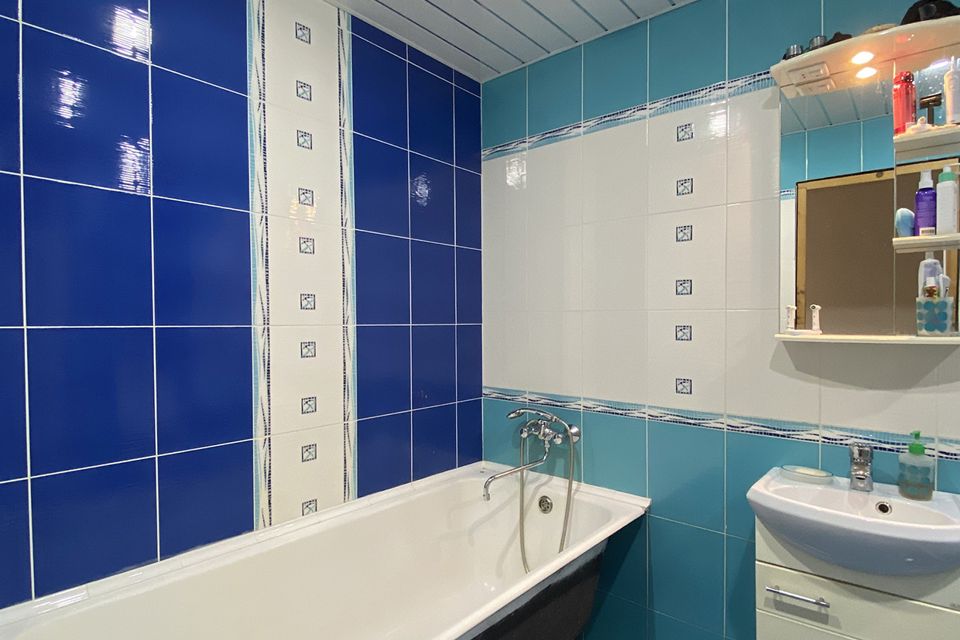 Продаётся 3-комнатная квартира, 103.9 м²