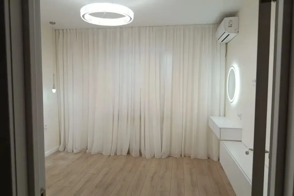 Продаётся 2-комнатная квартира, 56 м²