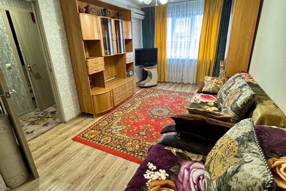 Продаётся 2-комнатная квартира, 43.6 м²
