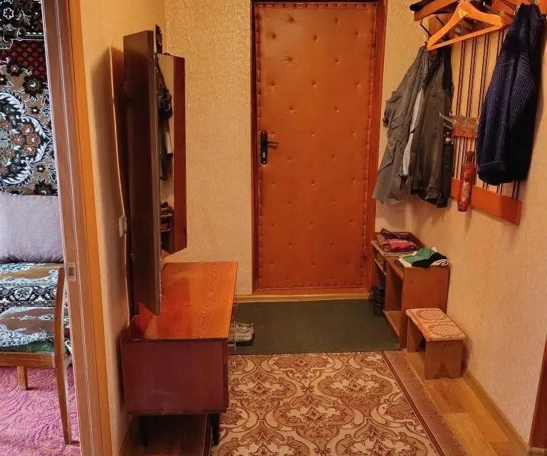 Продаётся 3-комнатная квартира, 69.8 м²