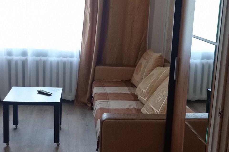 Сдаётся 2-комнатная квартира, 55.7 м²