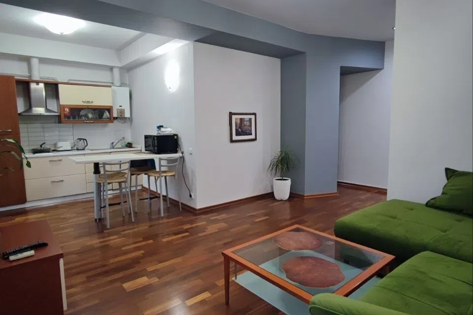 Продаётся 2-комнатная квартира, 53 м²