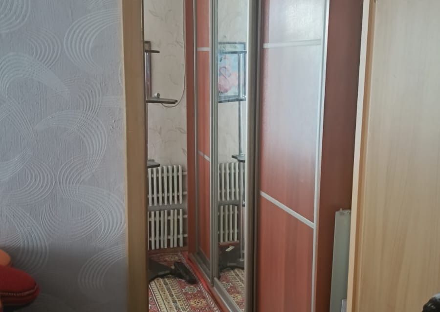 Продаётся 3-комнатная квартира, 50.7 м²