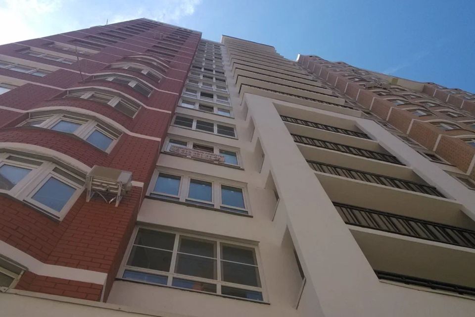 Продаётся 1-комнатная квартира, 52.6 м²