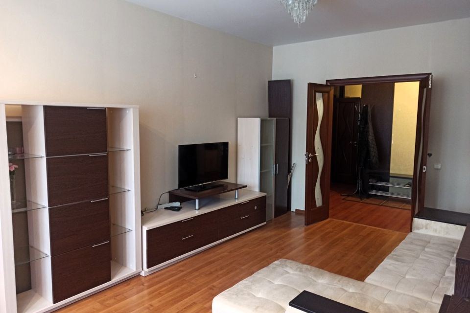 Продаётся 2-комнатная квартира, 63.6 м²