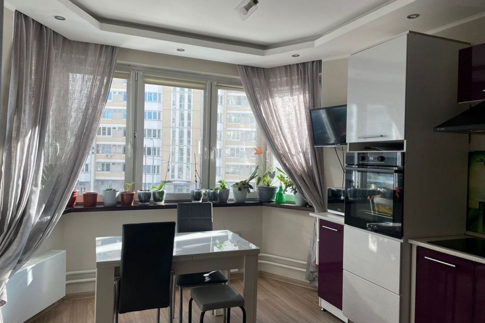 Продаётся 2-комнатная квартира, 60.3 м²
