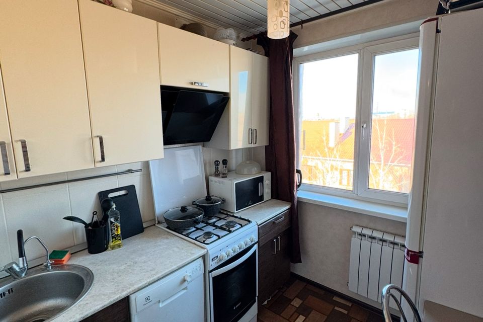 Продаётся 3-комнатная квартира, 47 м²