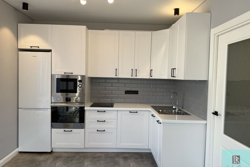 Продаётся 3-комнатная квартира, 55.8 м²