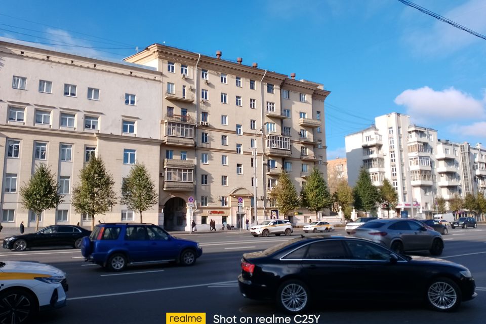 Продаётся 3-комнатная квартира, 64.5 м²