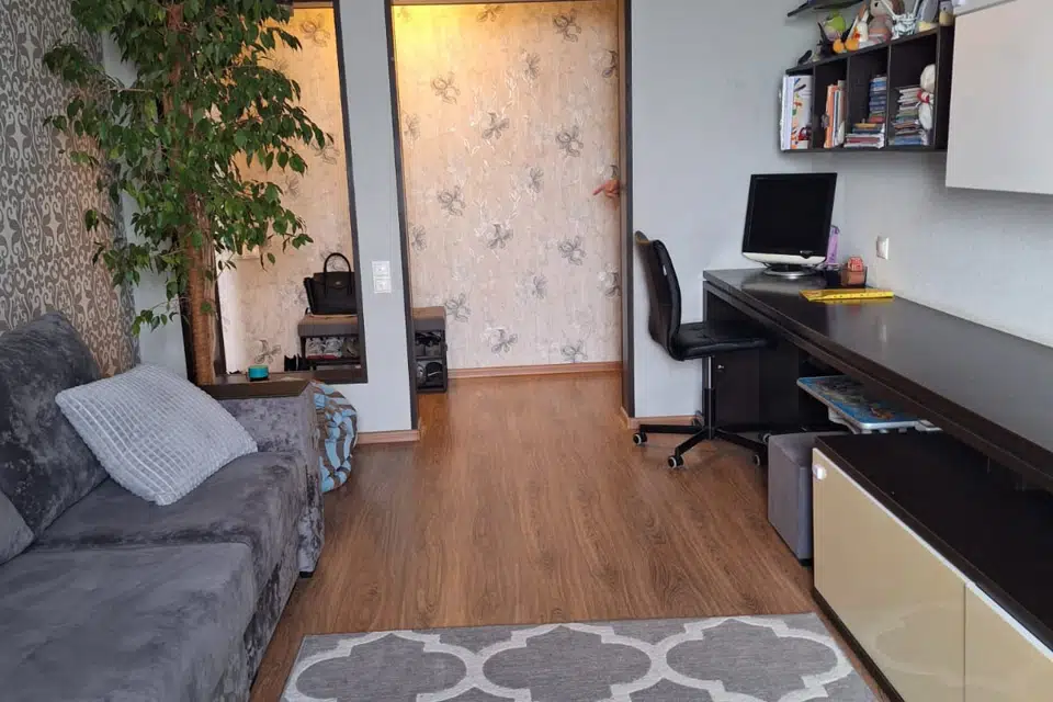 Продаётся 2-комнатная квартира, 51.5 м²