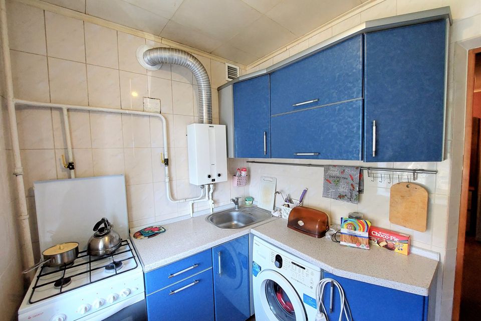 Продаётся 3-комнатная квартира, 55.2 м²