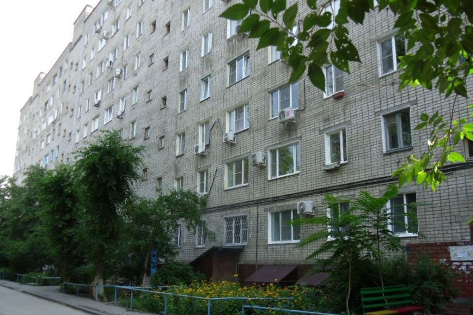Продаётся 3-комнатная квартира, 57.3 м²