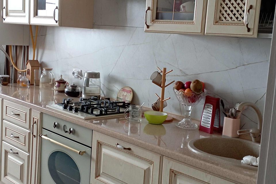 Продаётся 1-комнатная квартира, 46 м²