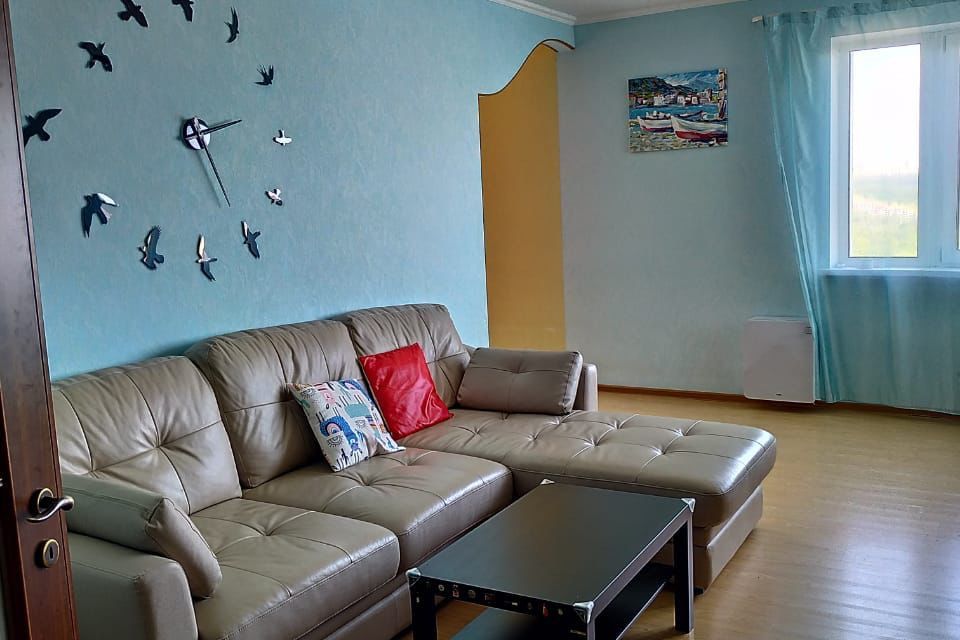 Продаётся 3-комнатная квартира, 106 м²