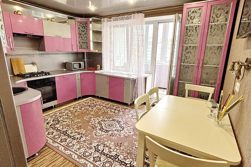 Продаётся 2-комнатная квартира, 68.1 м²