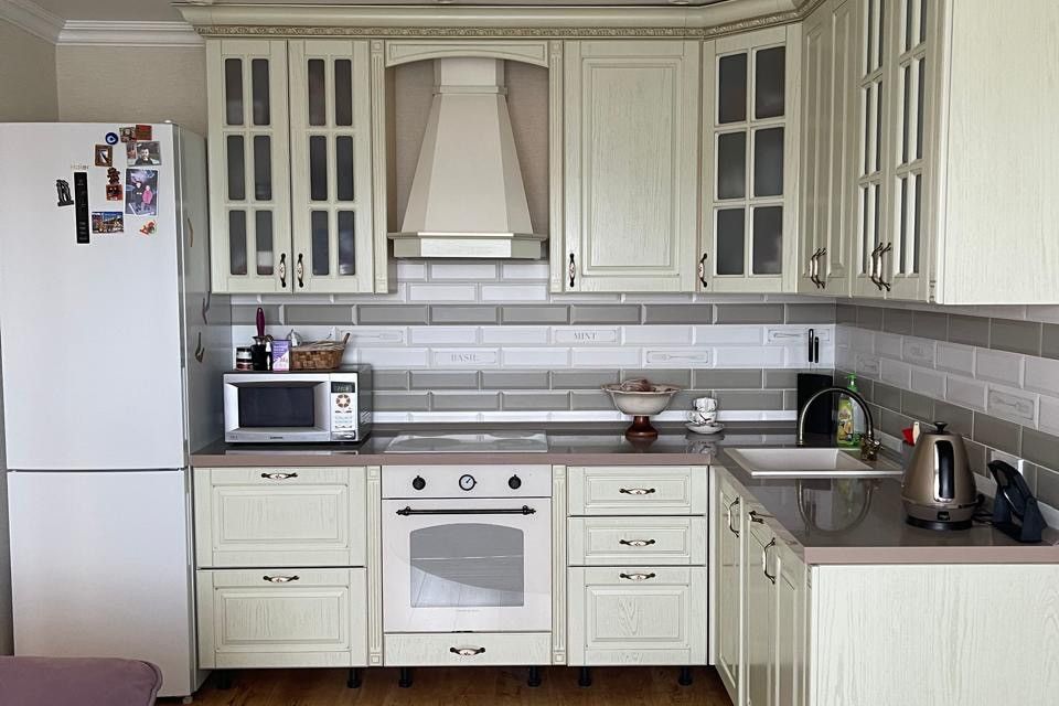 Продаётся 2-комнатная квартира, 51.5 м²
