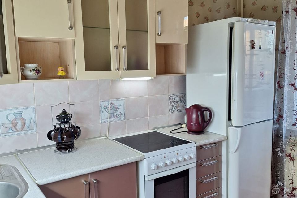 Продаётся 1-комнатная квартира, 42.1 м²