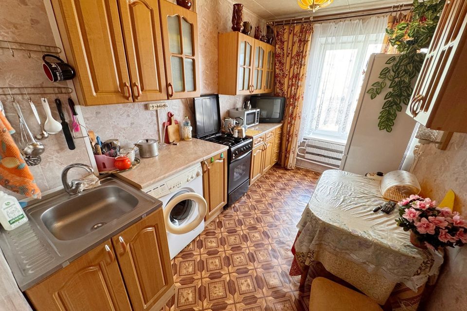 Продаётся 3-комнатная квартира, 62.8 м²