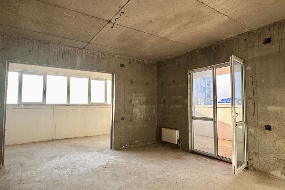 Продаётся 4-комнатная квартира, 167 м²