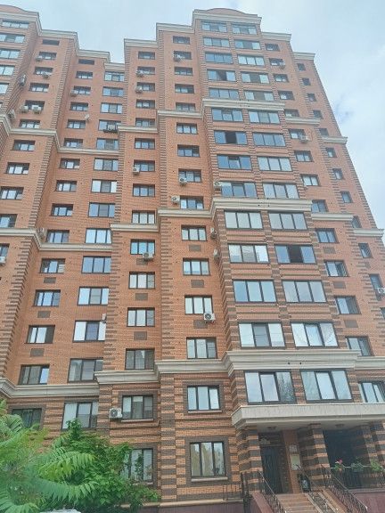 Продаётся 1-комнатная квартира, 41.3 м²