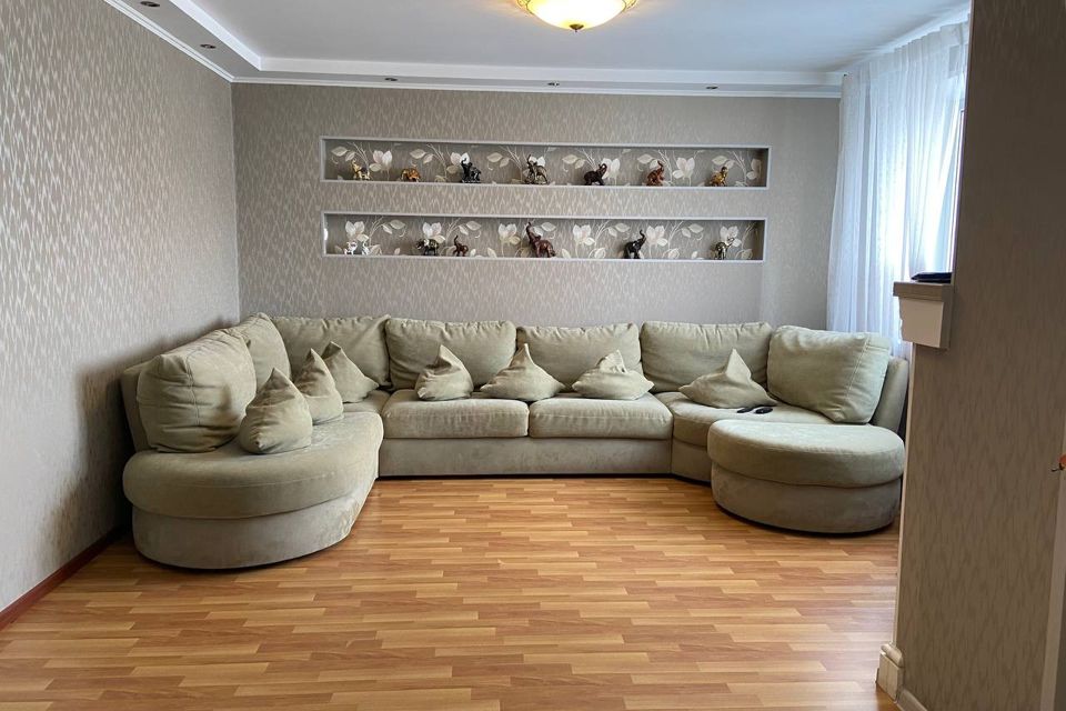 Продаётся 3-комнатная квартира, 90.4 м²