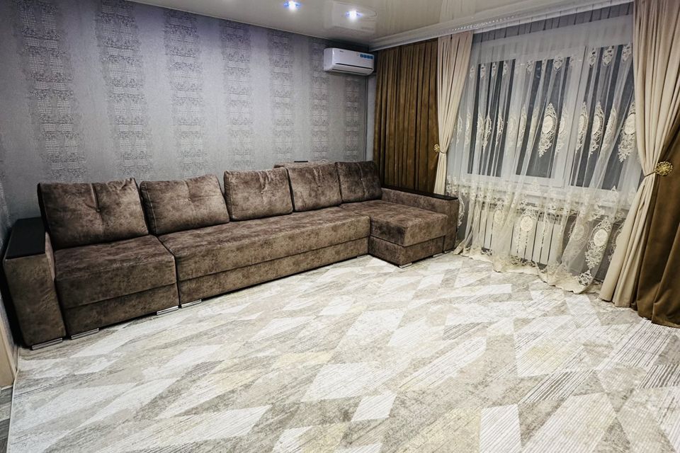 Продаётся 3-комнатная квартира, 65.1 м²