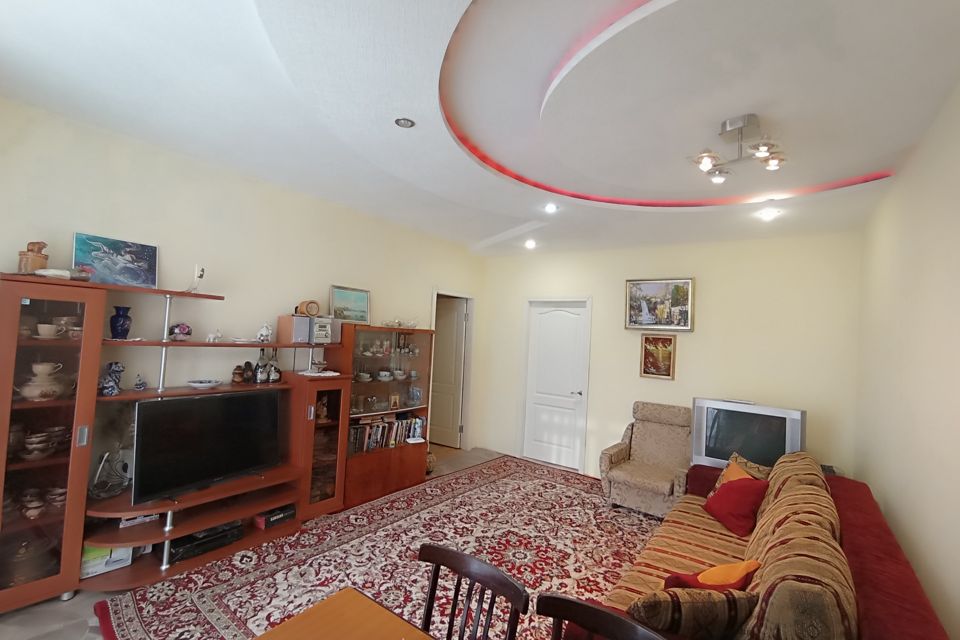 Продаётся 3-комнатная квартира, 68.2 м²