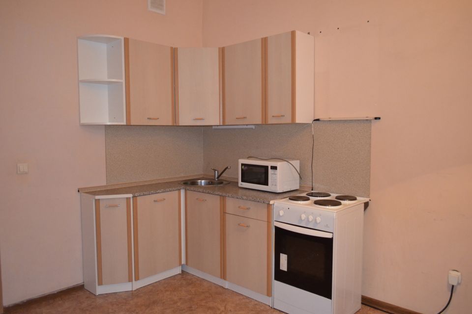Продаётся 2-комнатная квартира, 65 м²