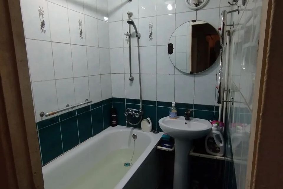 Продаётся 3-комнатная квартира, 57.1 м²