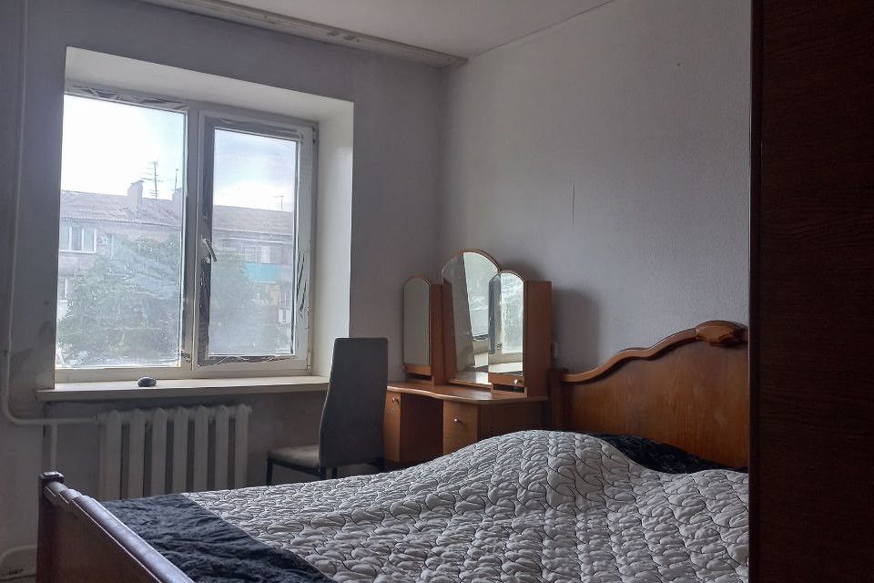 Продаётся 3-комнатная квартира, 62.4 м²