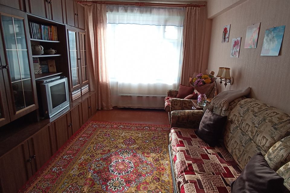 Продаётся 2-комнатная квартира, 47.2 м²