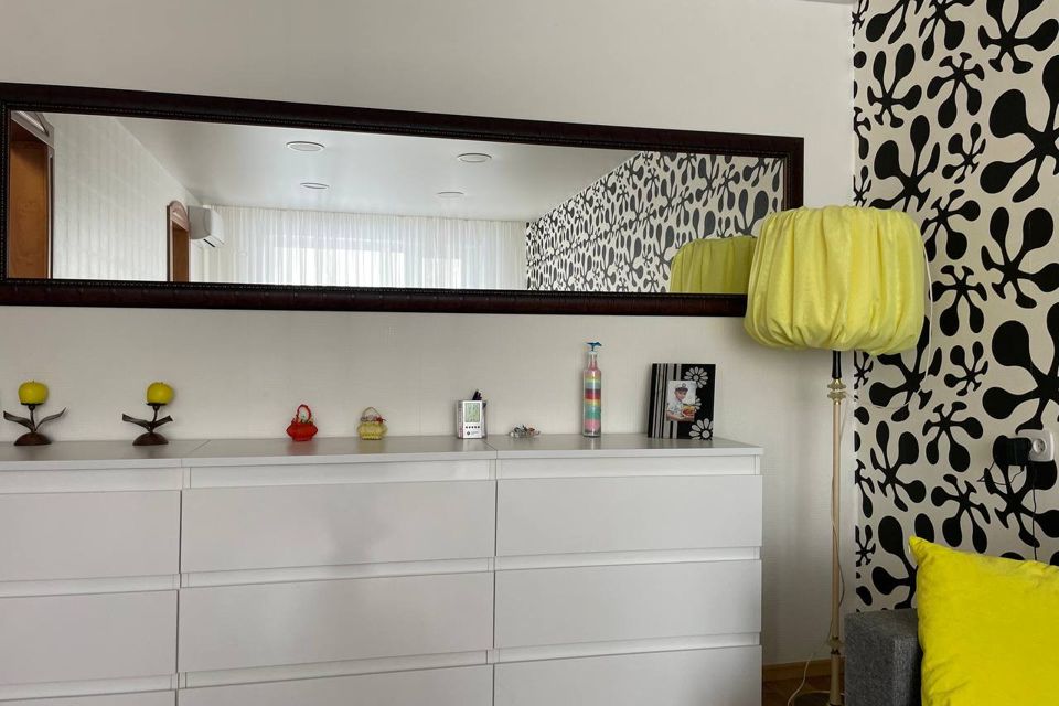 Продаётся 3-комнатная квартира, 64 м²