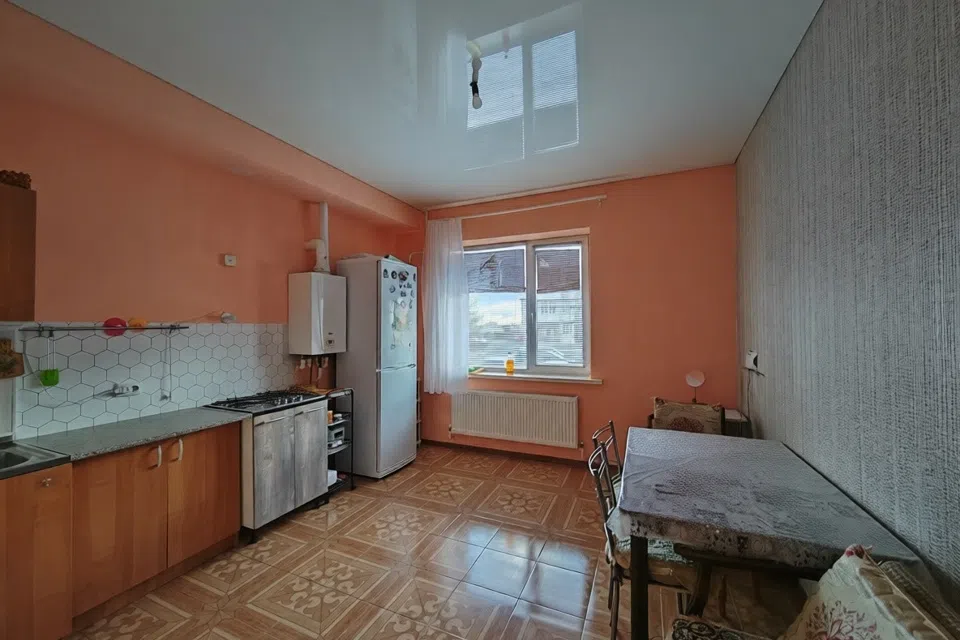 Продаётся 1-комнатная квартира, 39.5 м²