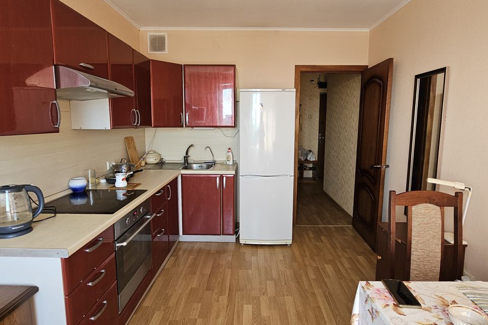 Продаётся 2-комнатная квартира, 63.7 м²