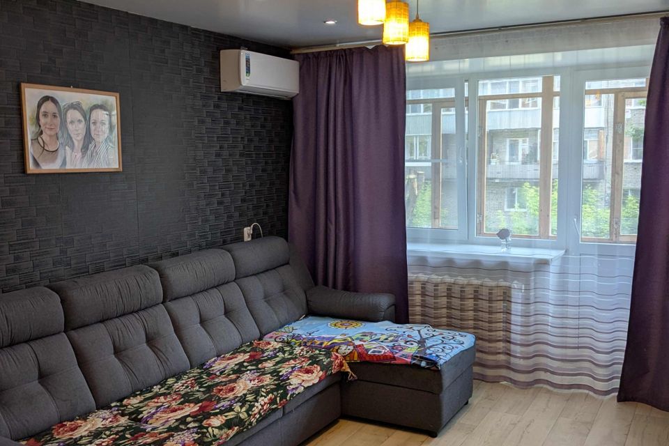 Продаётся 2-комнатная квартира, 49.5 м²