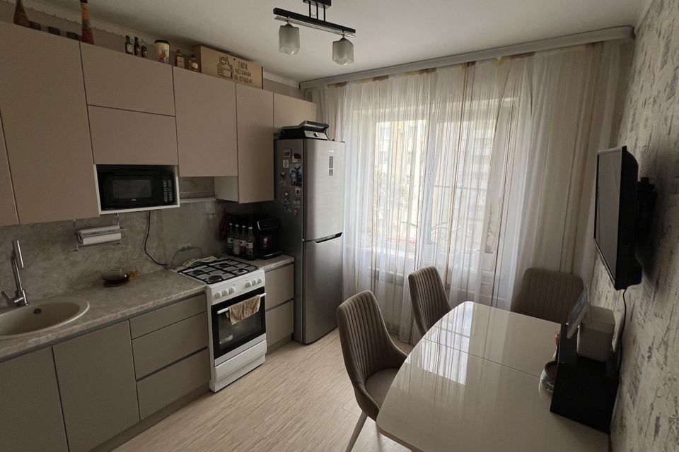 Продаётся 3-комнатная квартира, 64 м²