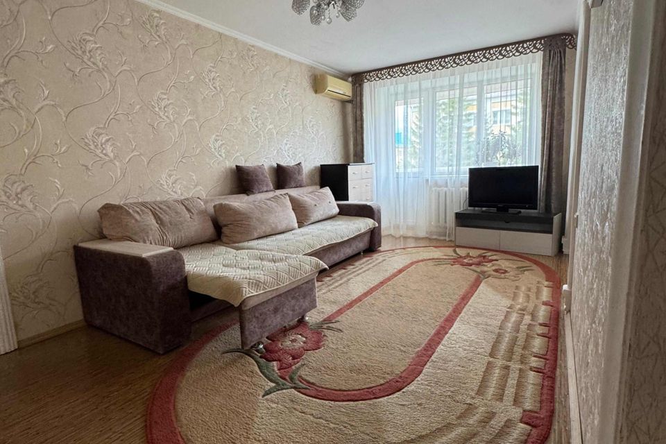Продаётся 3-комнатная квартира, 56.5 м²