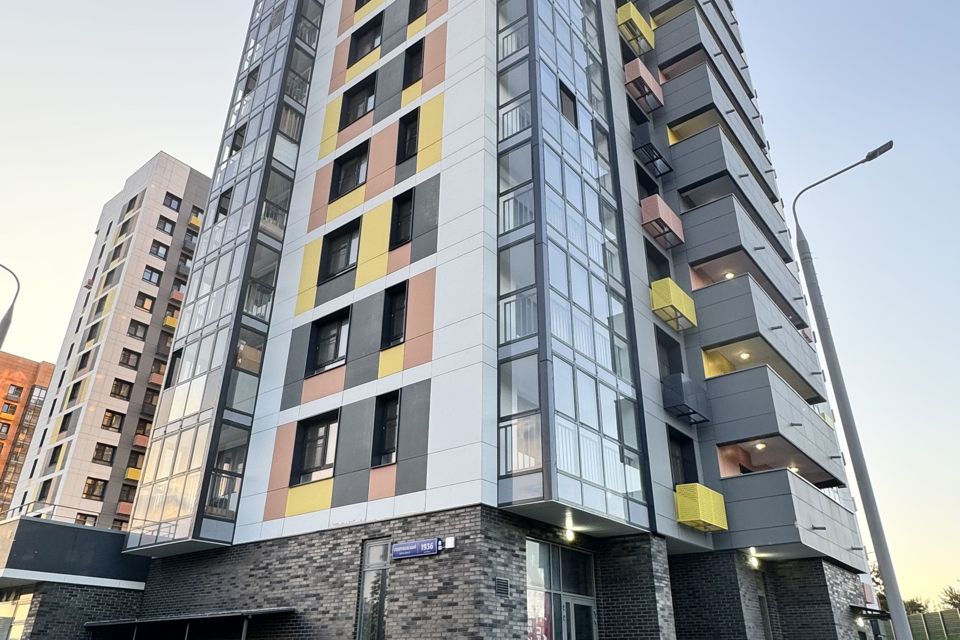 Продаётся 2-комнатная квартира, 63.7 м²